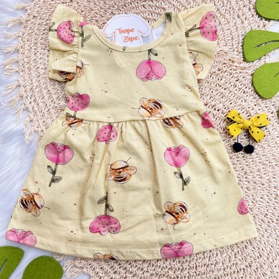  Vestido Abelhinhas no Jardim e Lacinho de Cabelo - Amarelo